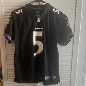 Nike Baltimore Ravens women’s size medium Flacco jersey